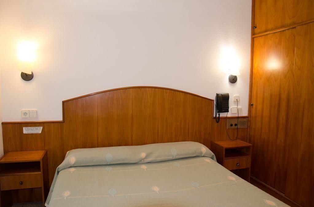 Hotel La Torreta Алтафула Екстериор снимка